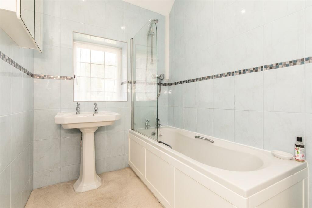 Additional property image - Manor Way, Eastbourne, BN20 9BN