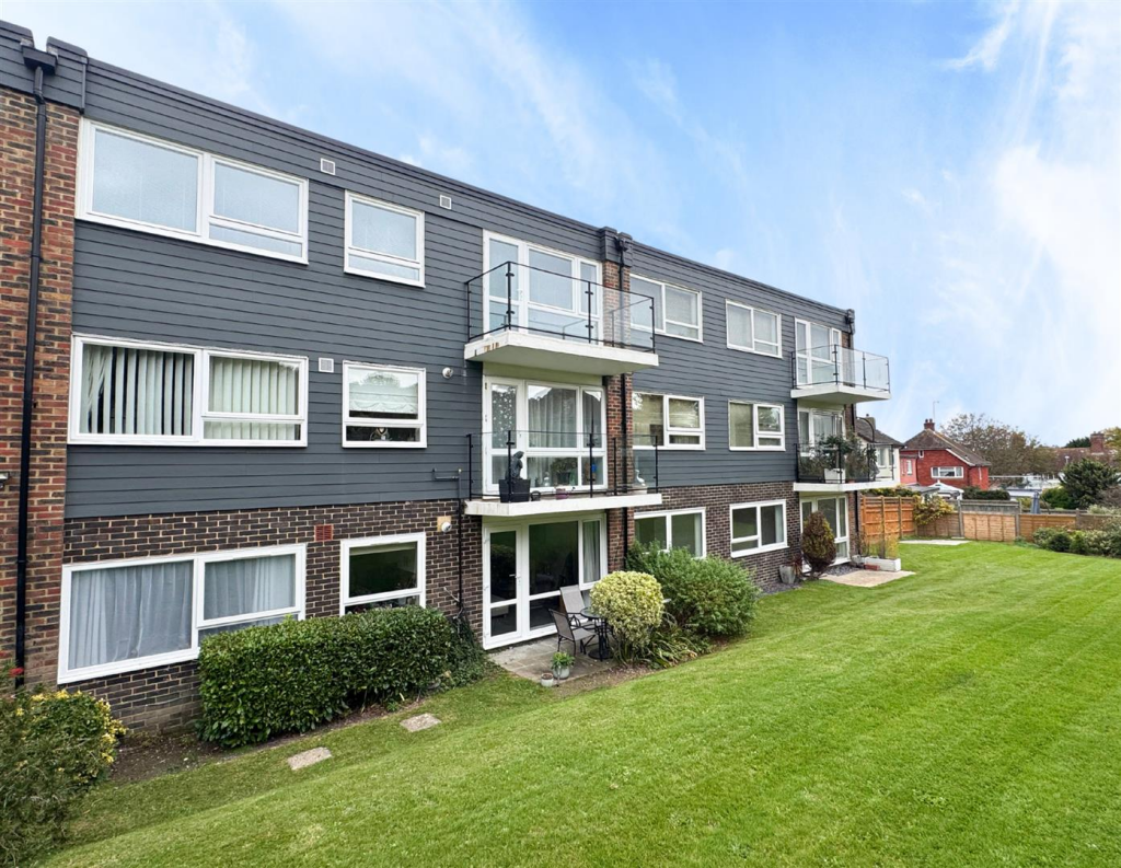 Main image of property: Hoo Gardens, Eastbourne BN20 9AU