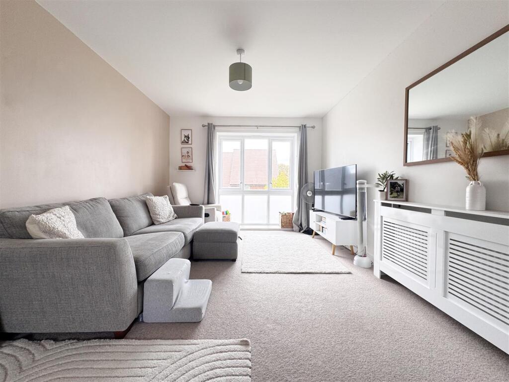 Main image of property: Yarrow Place, Stone Cross, Pevensey, BN24 5GG