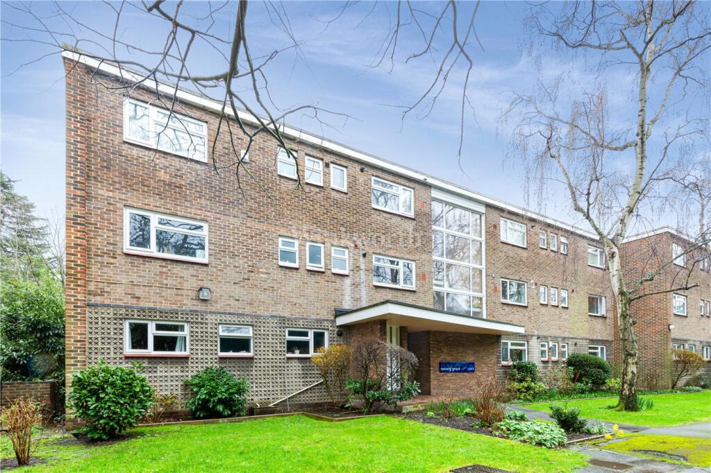 2 bedroom apartment for sale in Rectory Green, Hayne Road, Beckenham, BR3