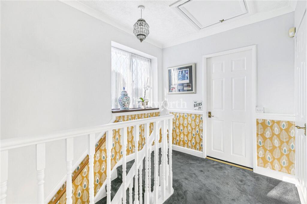 Additional property image - Balmoral Avenue, Beckenham, BR3