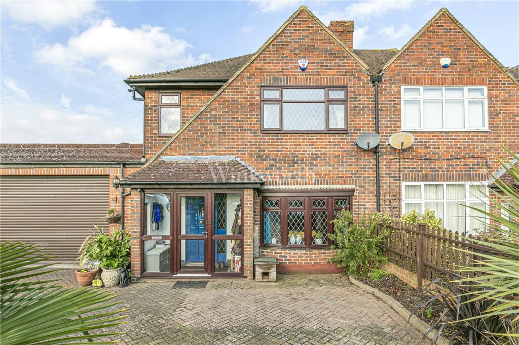 Additional property image - Balmoral Avenue, Beckenham, BR3