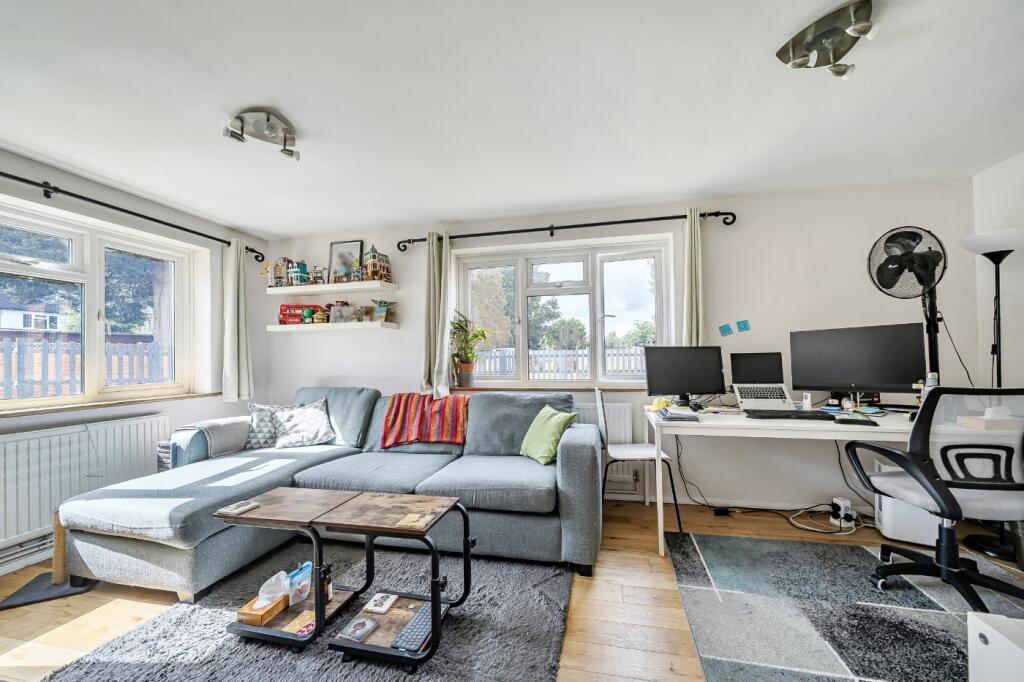 Main image of property: Croydon Road, Beckenham, BR3