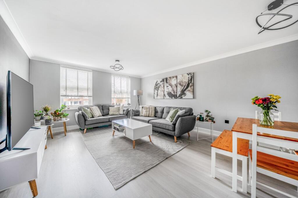 Main image of property: Bromley Road, Beckenham, BR3