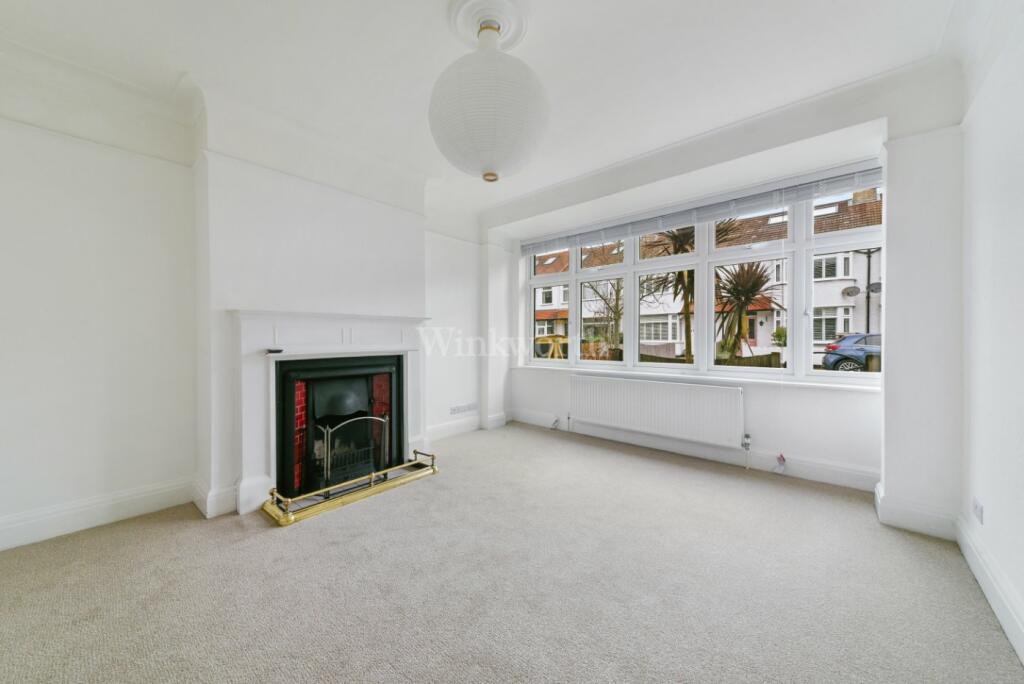 End of Terrace to rent on Colesburg Road, Beckenham, BR3