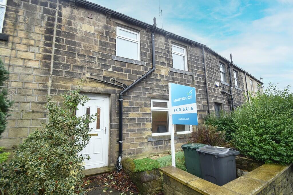2 bedroom terraced house for sale in Haworth Road, Cross Roads, BD22