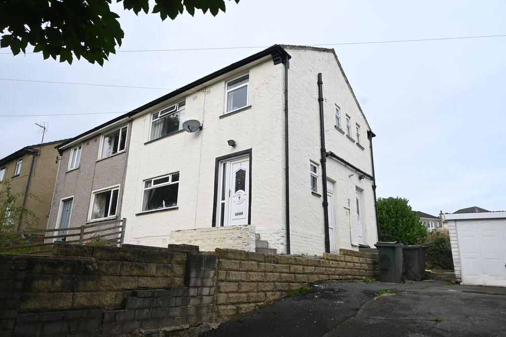 Main image of property: Whin Knoll Avenue, Keighley