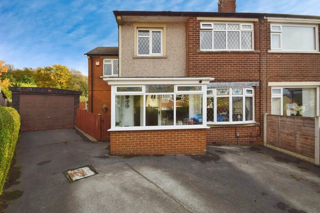 Main image of property: Oakfield Avenue, Gilstead