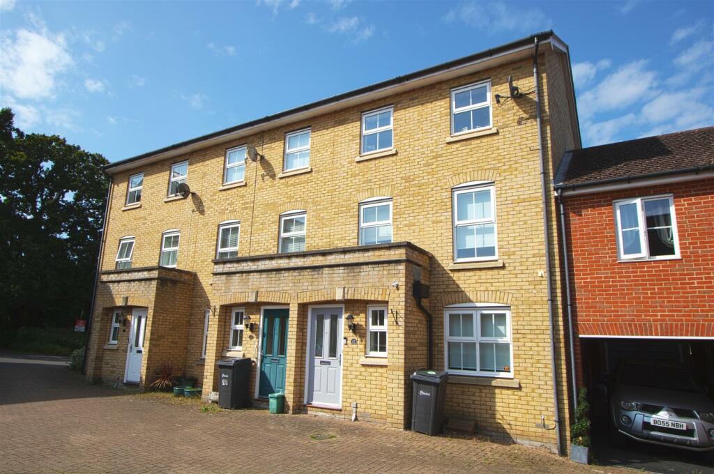 Additional property image - Norton Place, Ramsden Heath