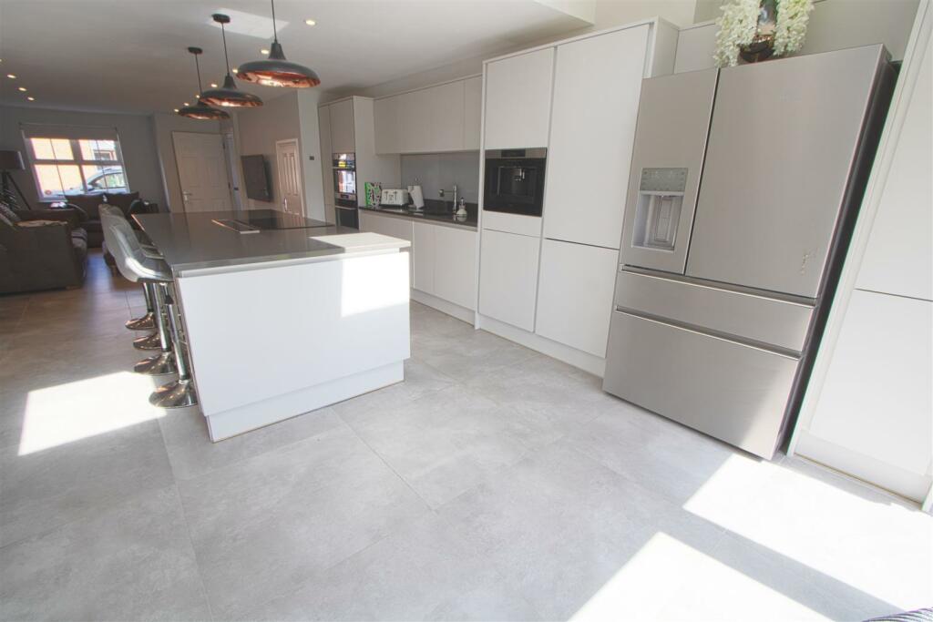 Additional property image - Norton Place, Ramsden Heath