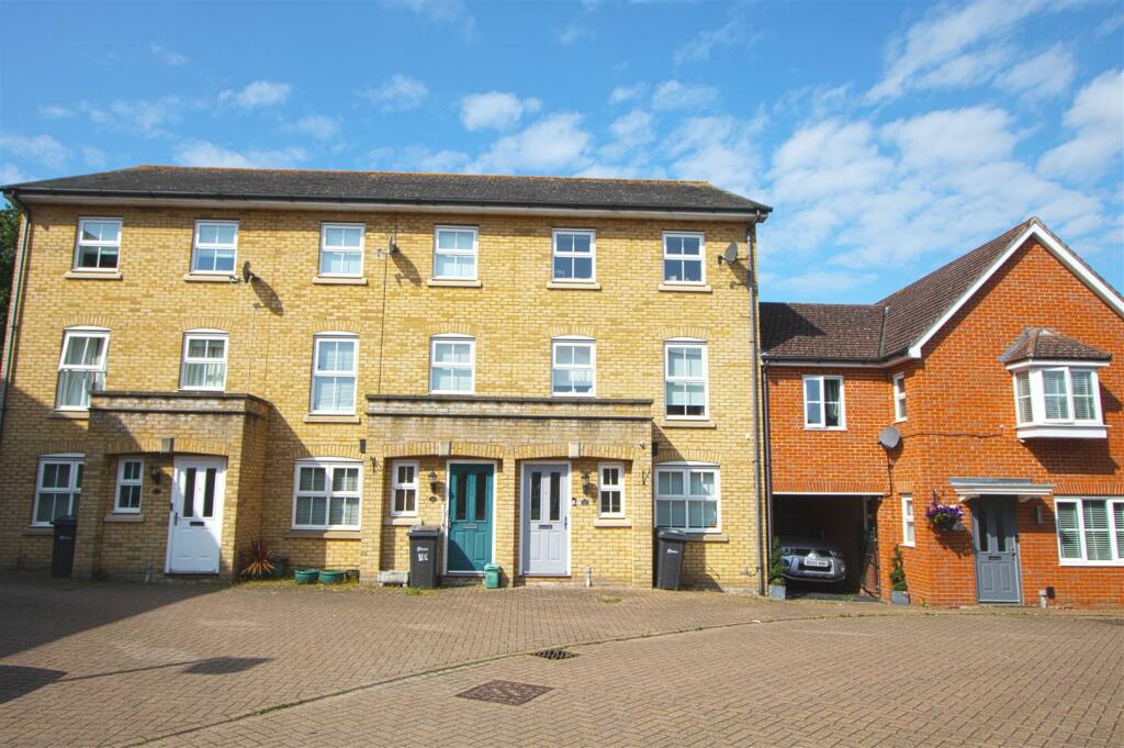 Additional property image - Norton Place, Ramsden Heath