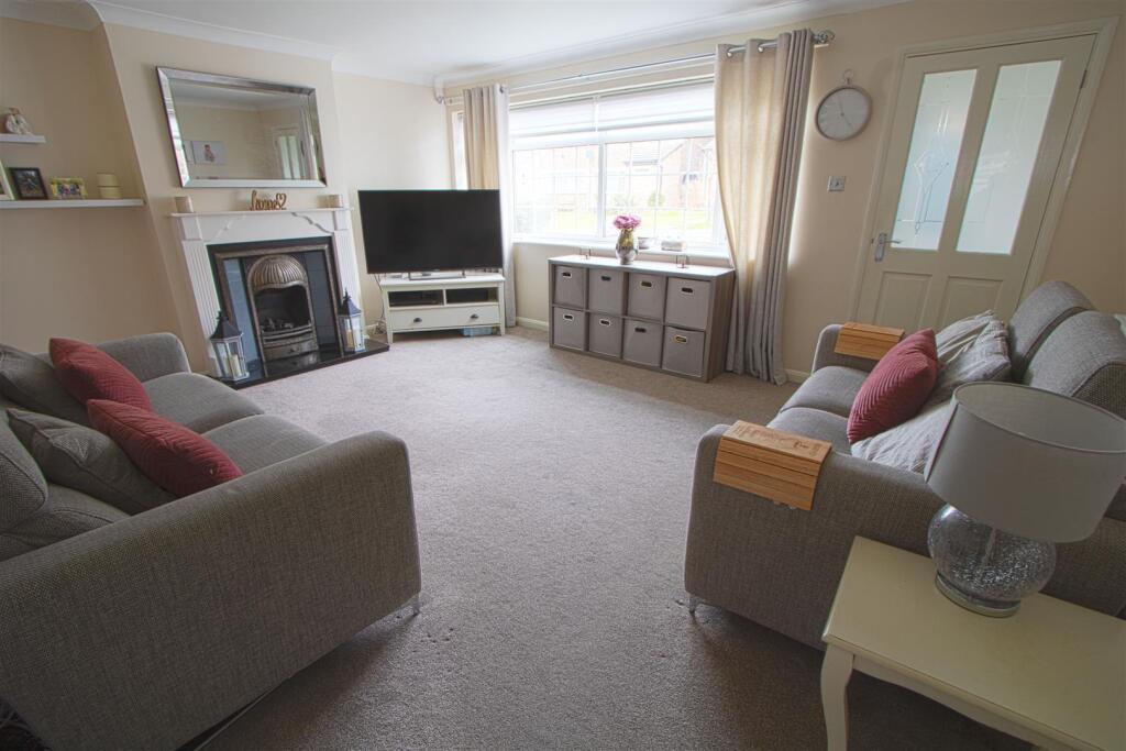 Additional property image - Hollyford, Billericay