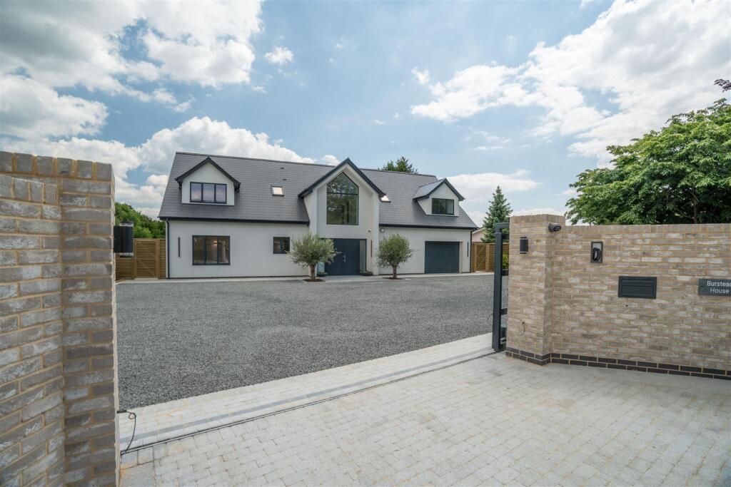 Additional property image - Broomhills Chase, Little Burstead, Billericay