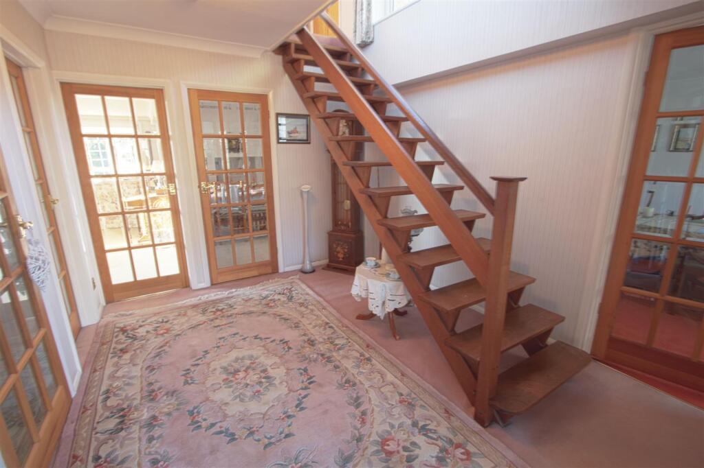 Additional property image - Jacksons Lane, Billericay