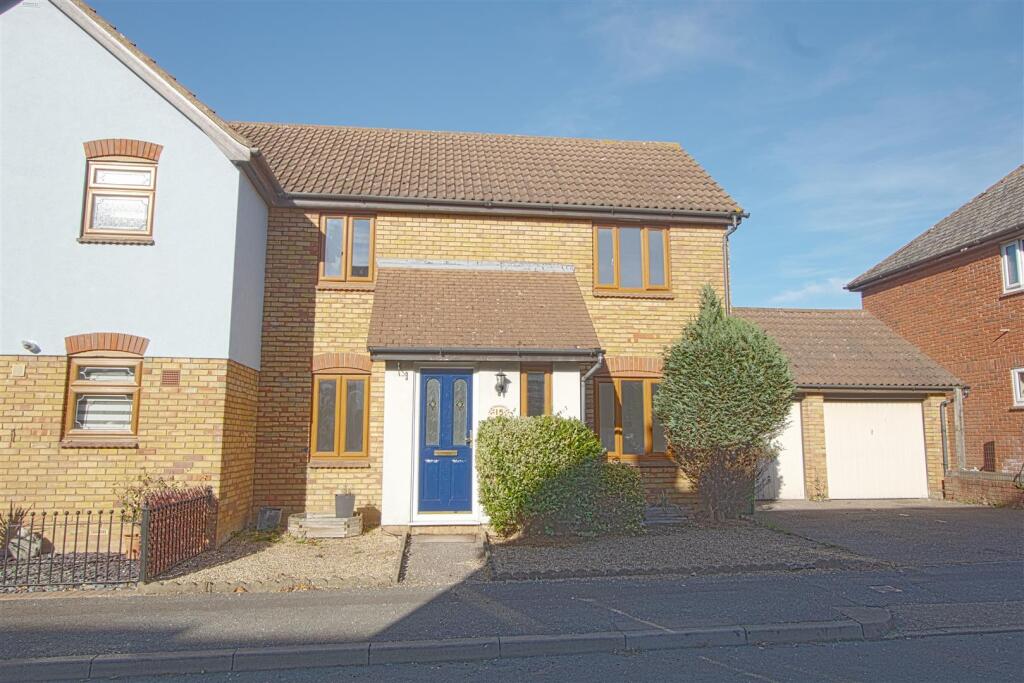 Main image of property: Cavendish Way, Basildon