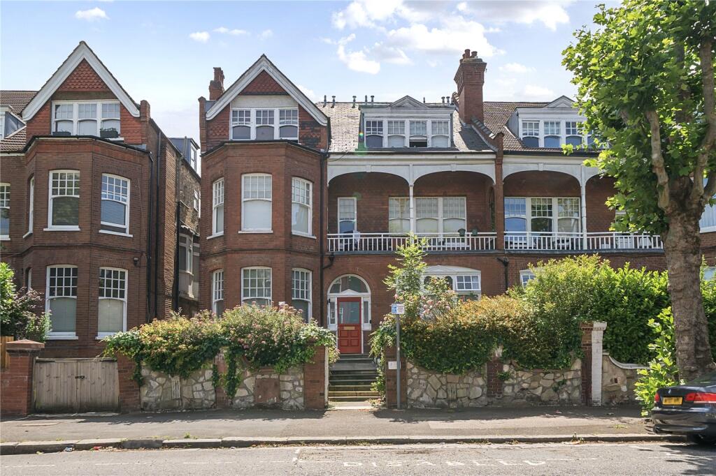 Main image of property: Queens Avenue, London, N10