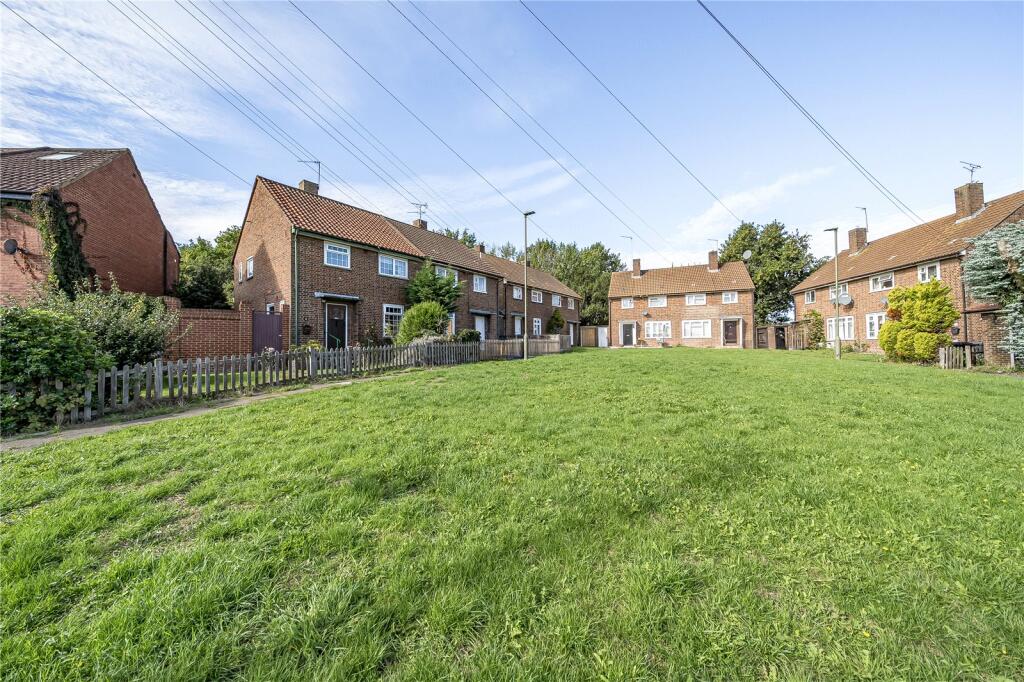 Main image of property: George Crescent, London, N10