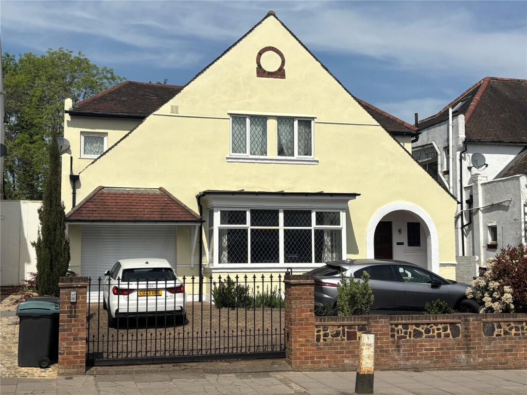 Main image of property: Alexandra Park Road, London, N22