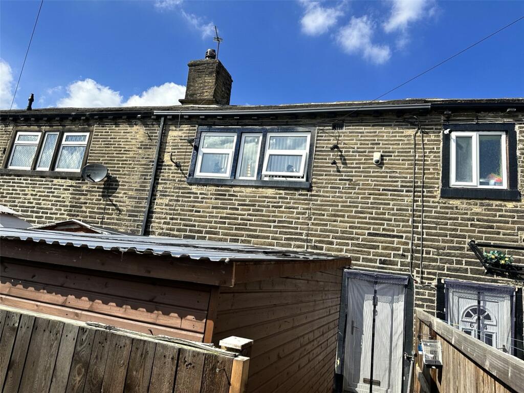 2 bedroom terraced house for sale in Clough Lane, Mixenden, Halifax, HX2