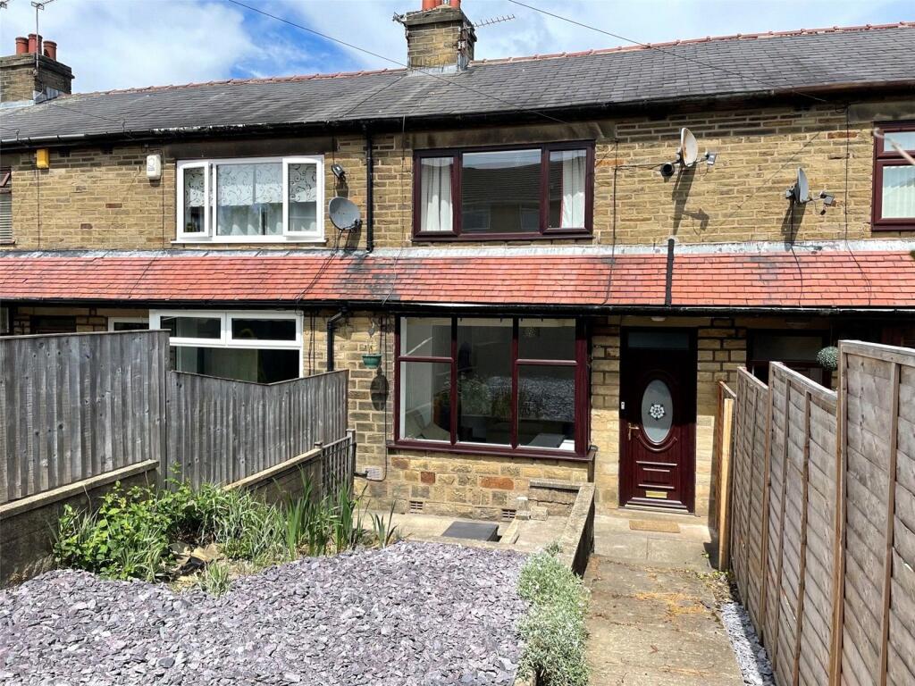 2 bedroom terraced house for sale in Moor End Road, Mount Tabor