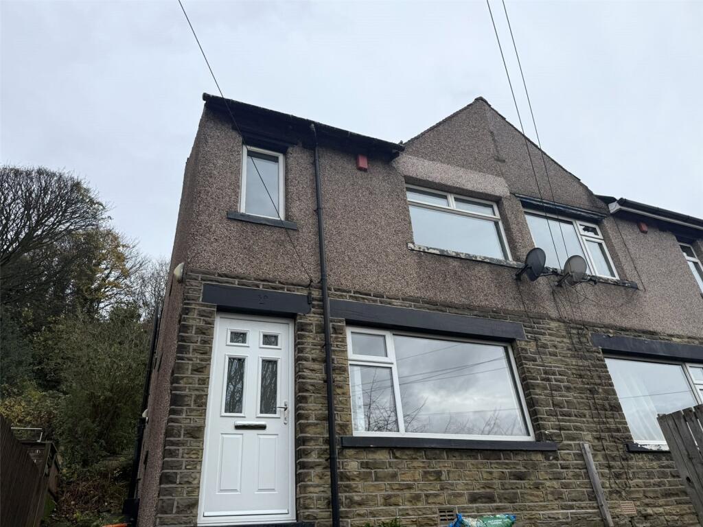 Main image of property: Park Terrace, Stump Cross, West Yorkshire, HX3