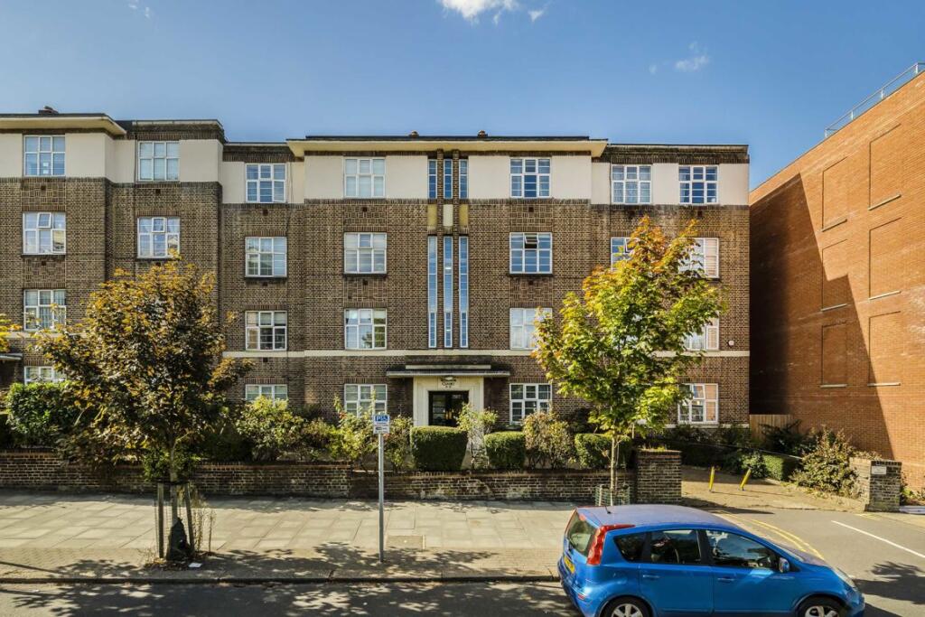 Main image of property: Golders Green Road, London