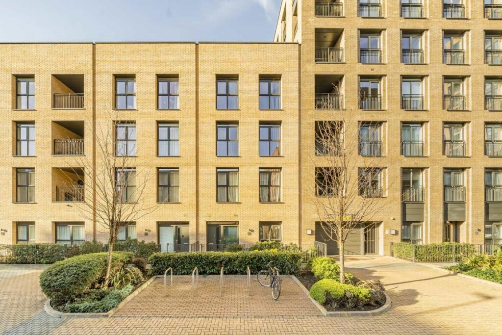 Main image of property: Hoy Close, London