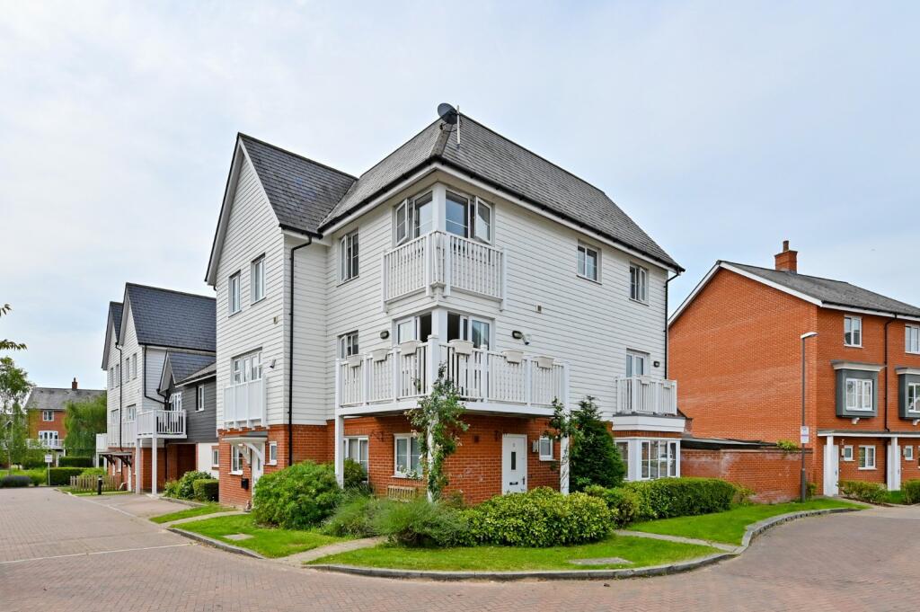Main image of property: Greenwich Drive, High Wycombe, Buckinghamshire, HP11