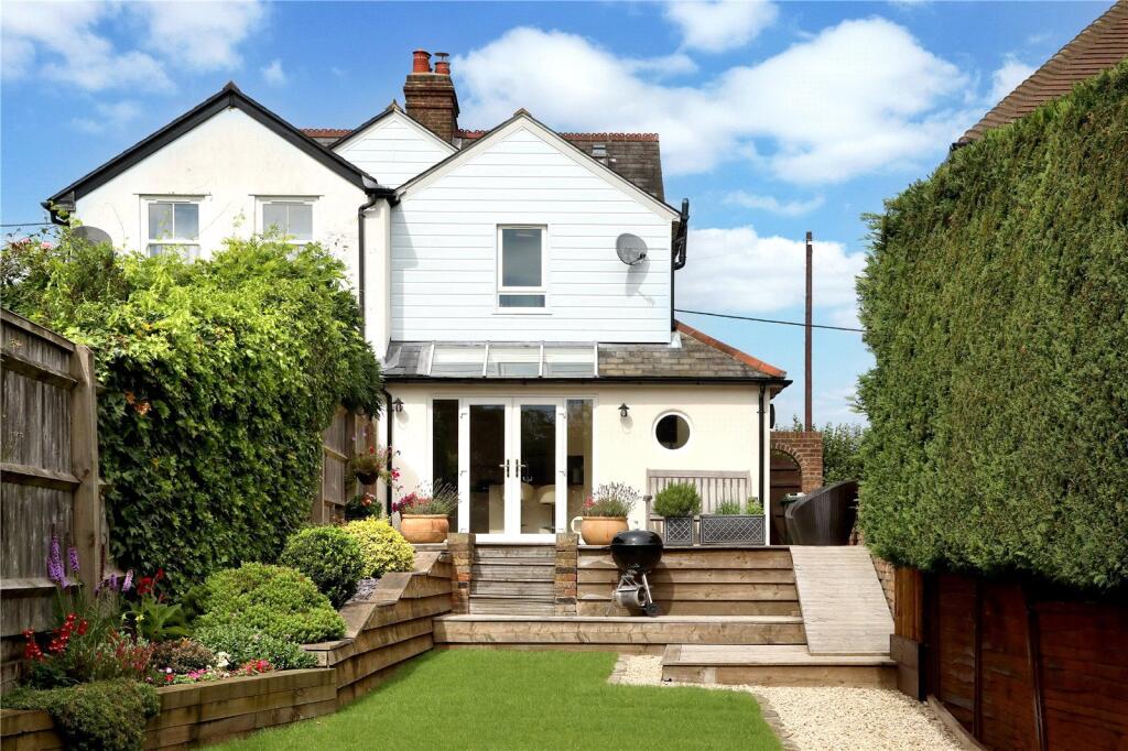 Main image of property: Coleshill Lane, Winchmore Hill, Amersham, Buckinghamshire, HP7