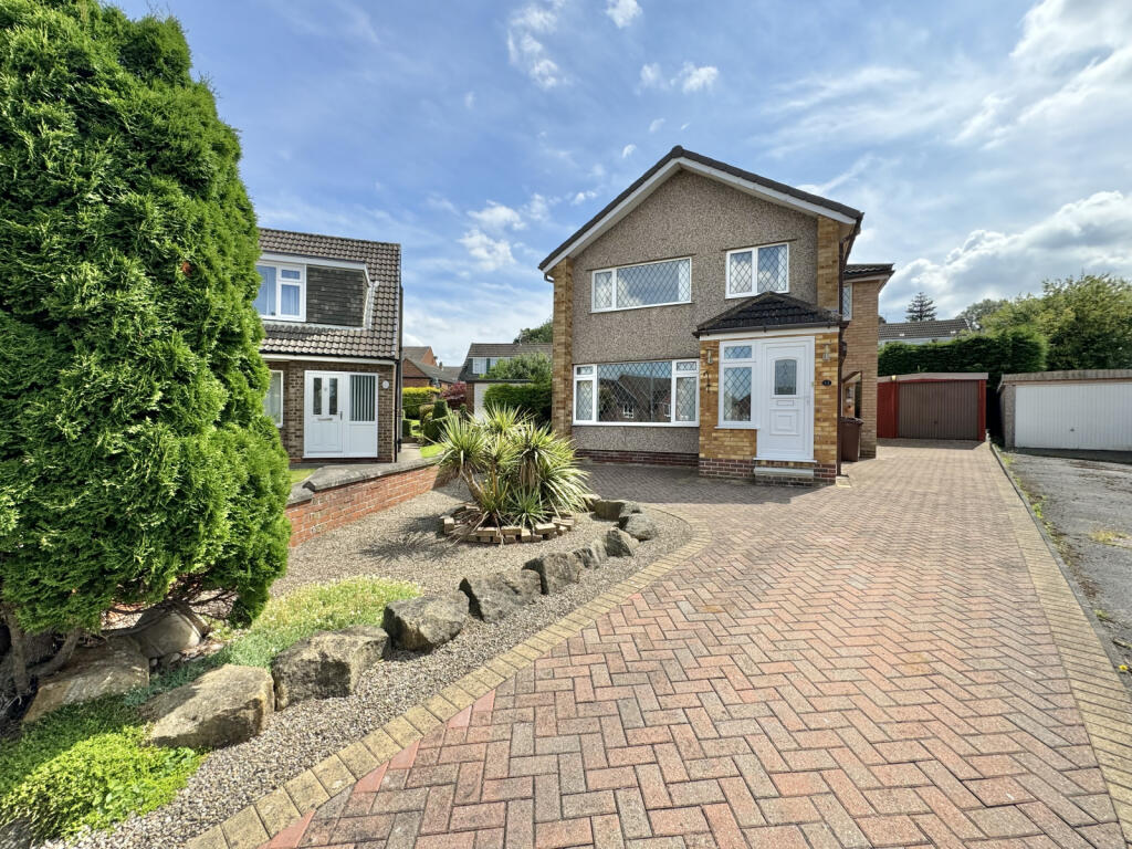 Main image of property: Crimple Green, Garforth