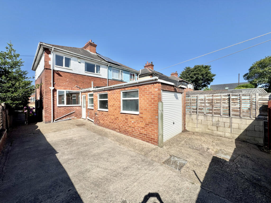 Main image of property: 26 Preston Lane, Allerton Bywater