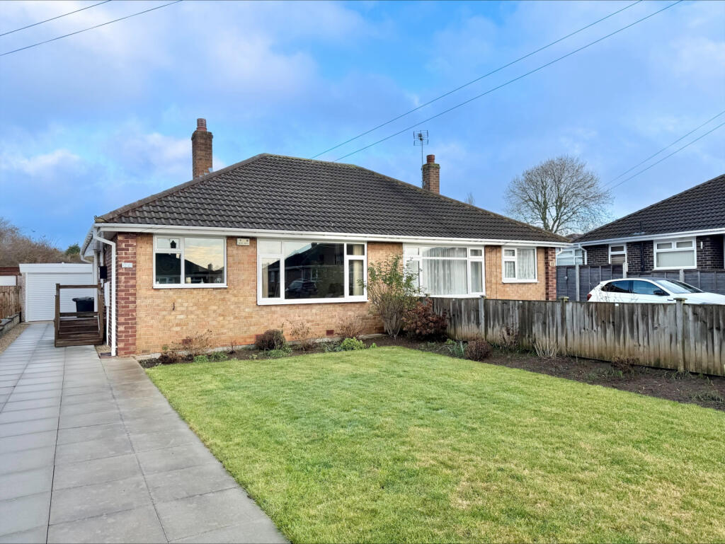 Main image of property: Glebelands Close, Garforth