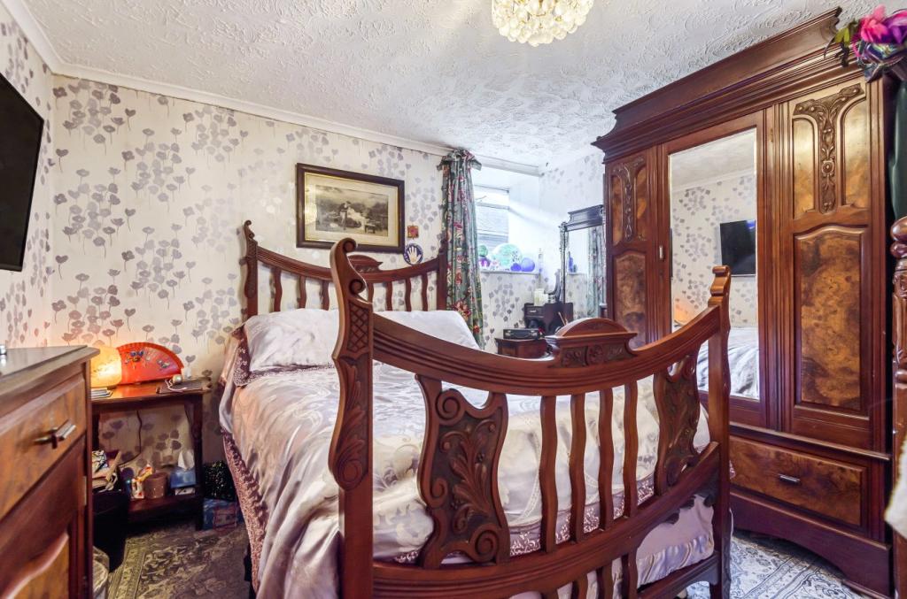 4 bedroom terraced house for sale in Barras Street, Liskeard, Cornwall