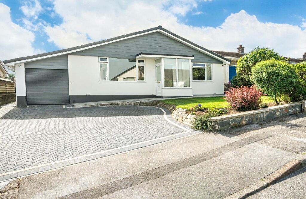 3 bedroom bungalow for sale in Amanda Way, Pensilva, Liskeard, Cornwall, PL14