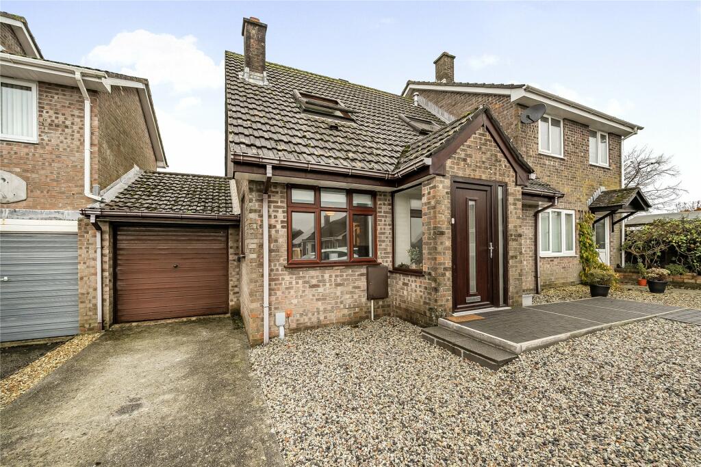 3 bedroom semi-detached house