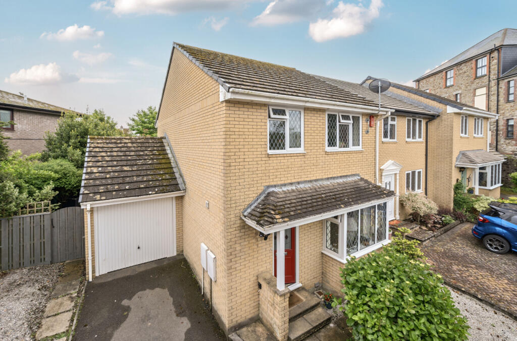 Main image of property: Hazelmead, Liskeard, Cornwall