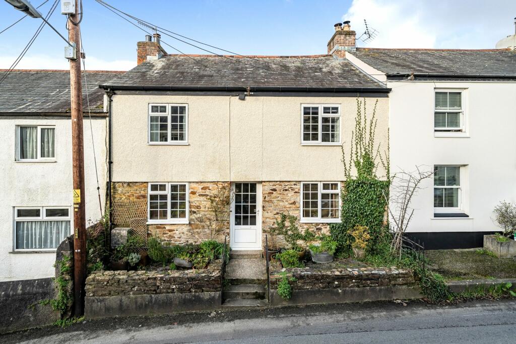 3 bedroom terraced house for sale in Grenville Road, Lostwithiel
