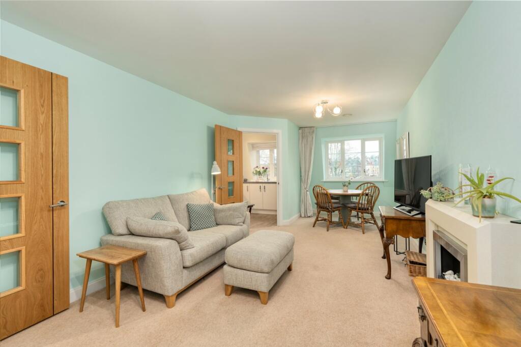 Additional property image - Gloucester Road, Bath, BA1