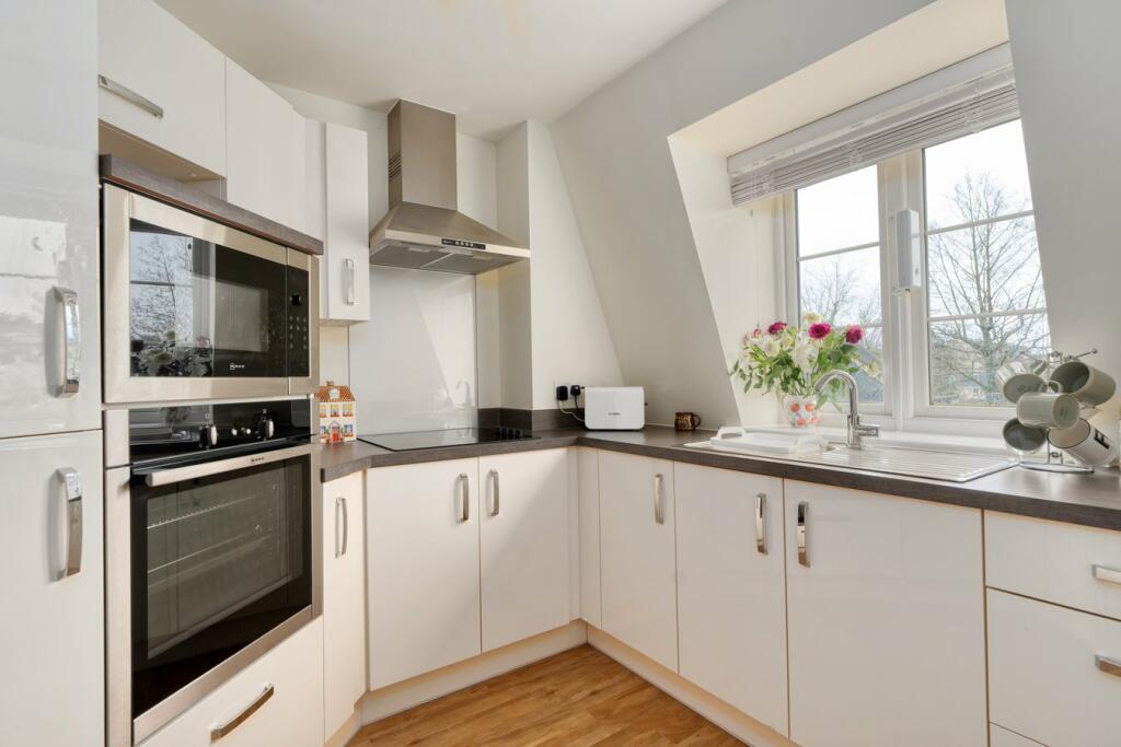 Additional property image - Gloucester Road, Bath, BA1
