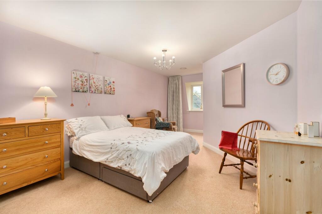 Additional property image - Gloucester Road, Bath, BA1