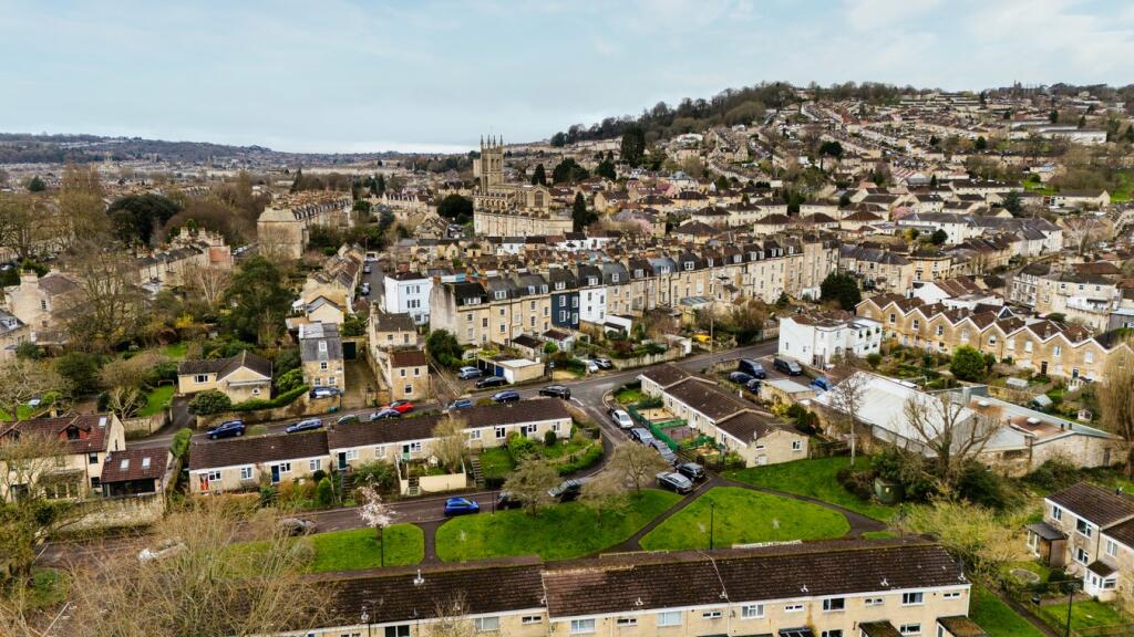 Additional property image - Gloucester Road, Bath, BA1