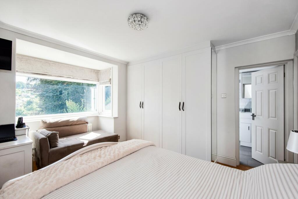 Additional property image - Wellsway, Bath, BA2