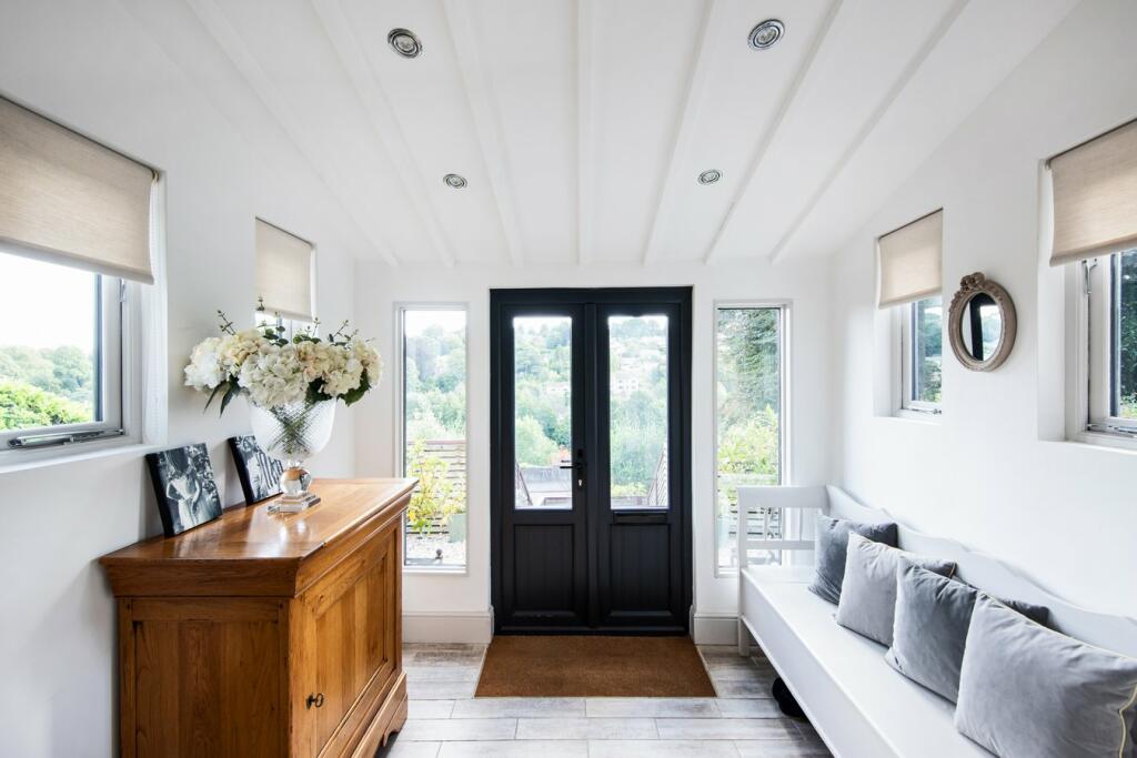 Additional property image - Wellsway, Bath, BA2