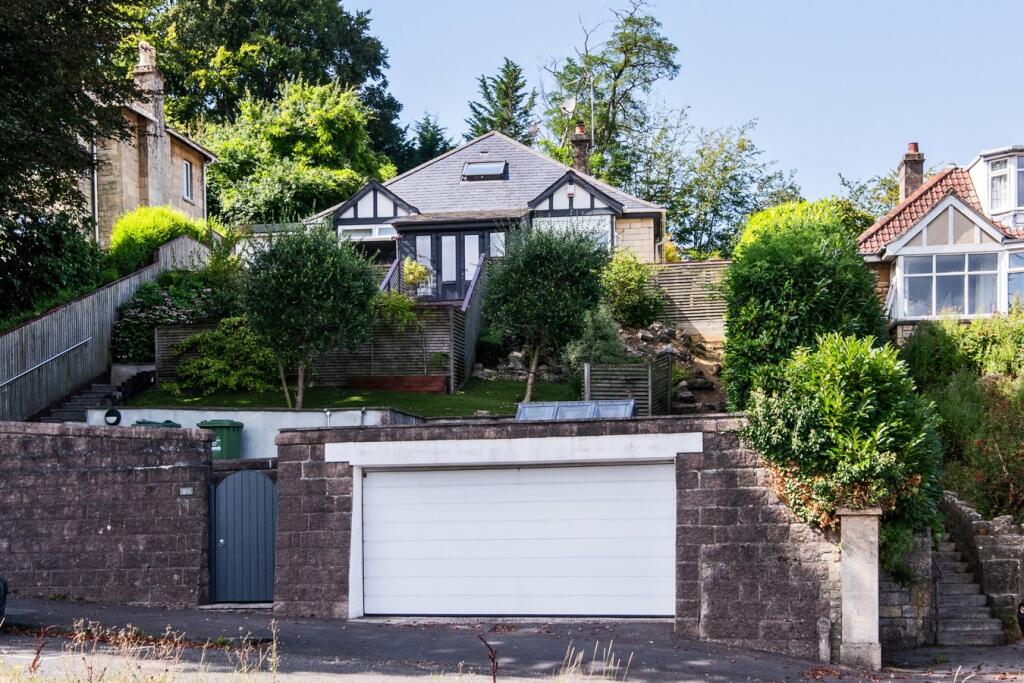 Additional property image - Wellsway, Bath, BA2