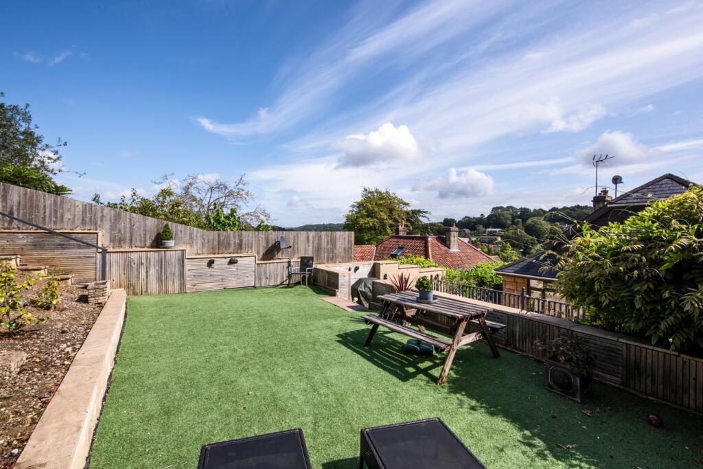 Additional property image - Wellsway, Bath, BA2