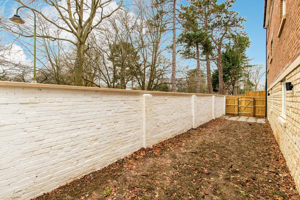 Additional property image - Polebarn Road, Trowbridge, BA14