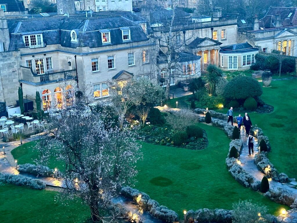 Additional property image - 18 Royal Crescent, Bath, BA1