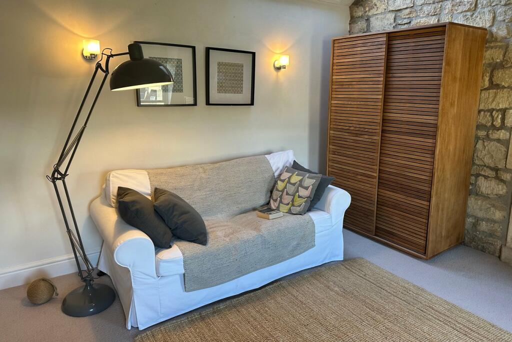 Additional property image - 18 Royal Crescent, Bath, BA1