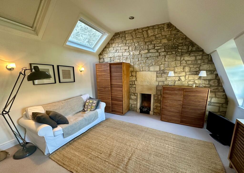 Additional property image - 18 Royal Crescent, Bath, BA1