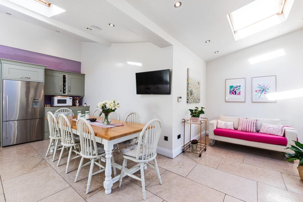 Additional property image - Wells Road, Bath, BA2